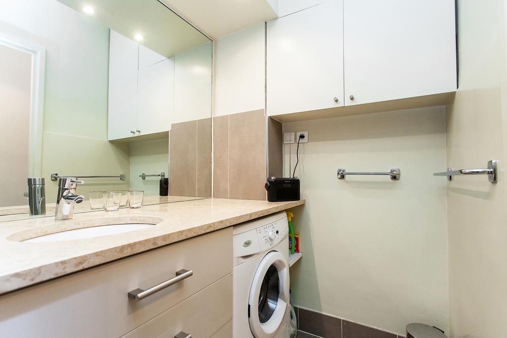 Apartment Suffren Paris